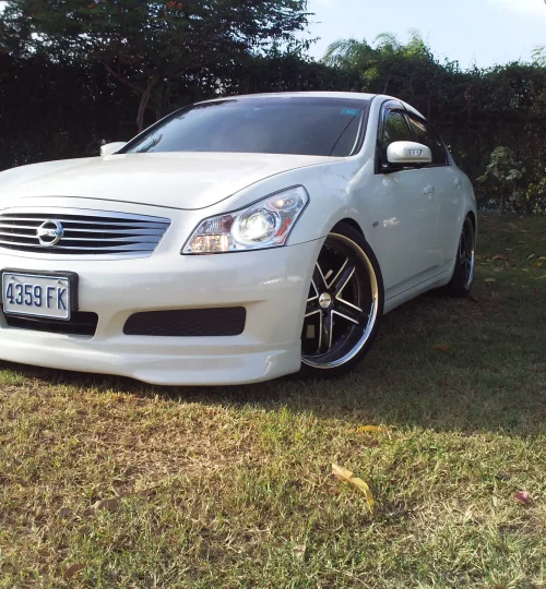 Infiniti G37 bagged VIP